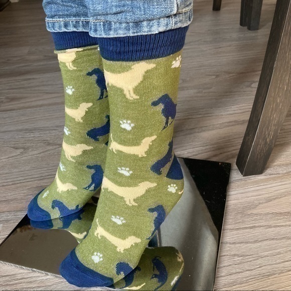💋 Dog 🐶 pet lover crew socks 🧦 NEW - Picture 1 of 10